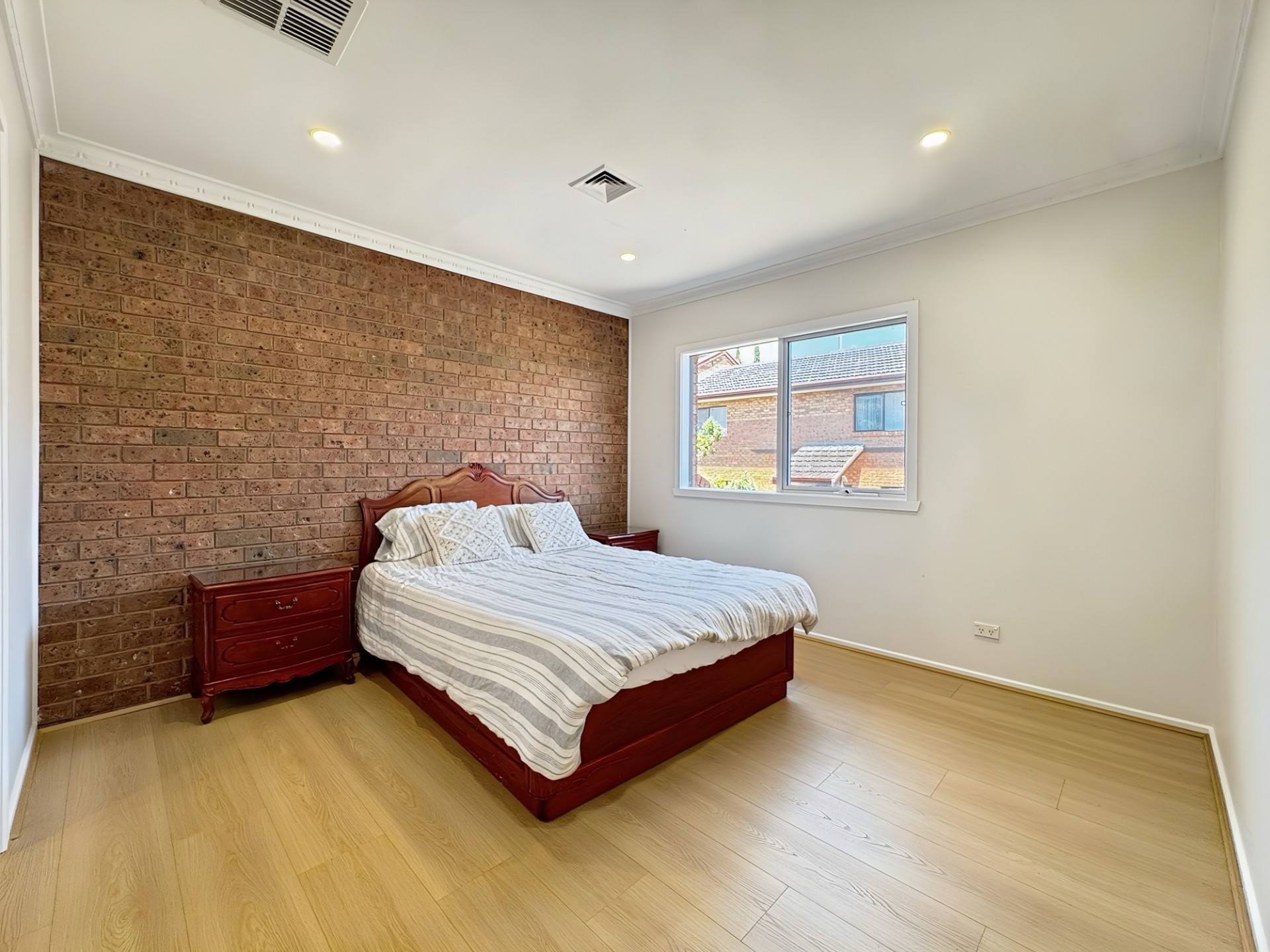 Templestowe Lower Townhouse - Image 3